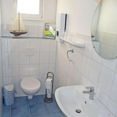 Deb 045 Mit Gartenterrasse In Altefähr