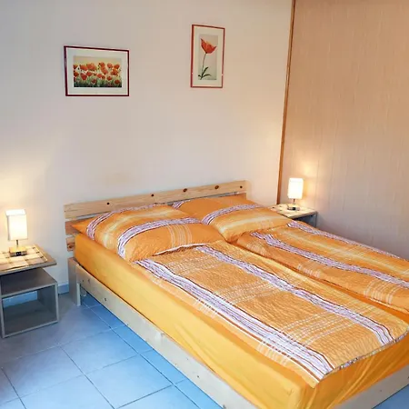 Deb 045 Mit Gartenterrasse In Accommodatie bij particulieren *